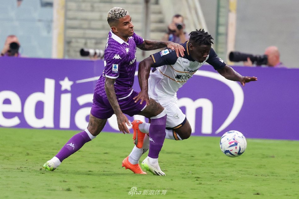 格拉纳达虽 格拉纳达虽